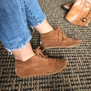 Toms moccasin booties